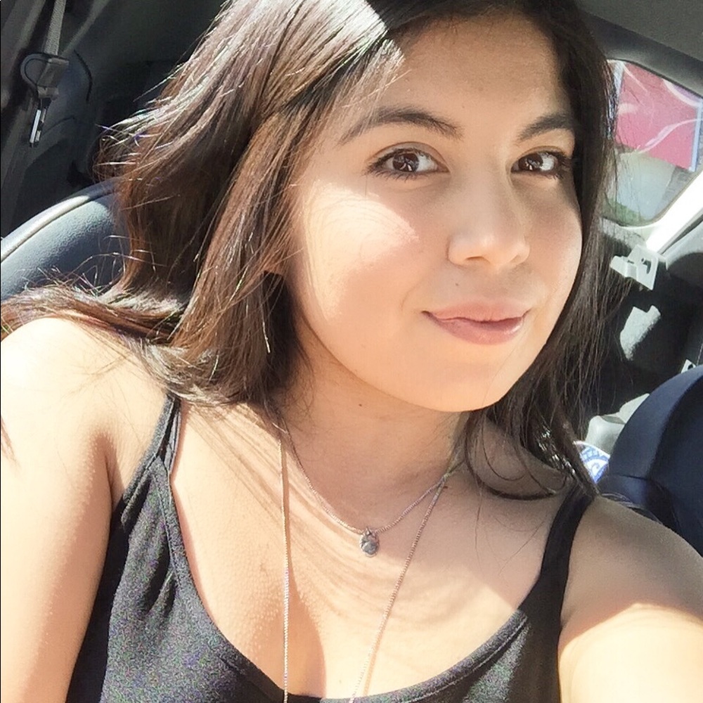 Meet your Posher, Breanna